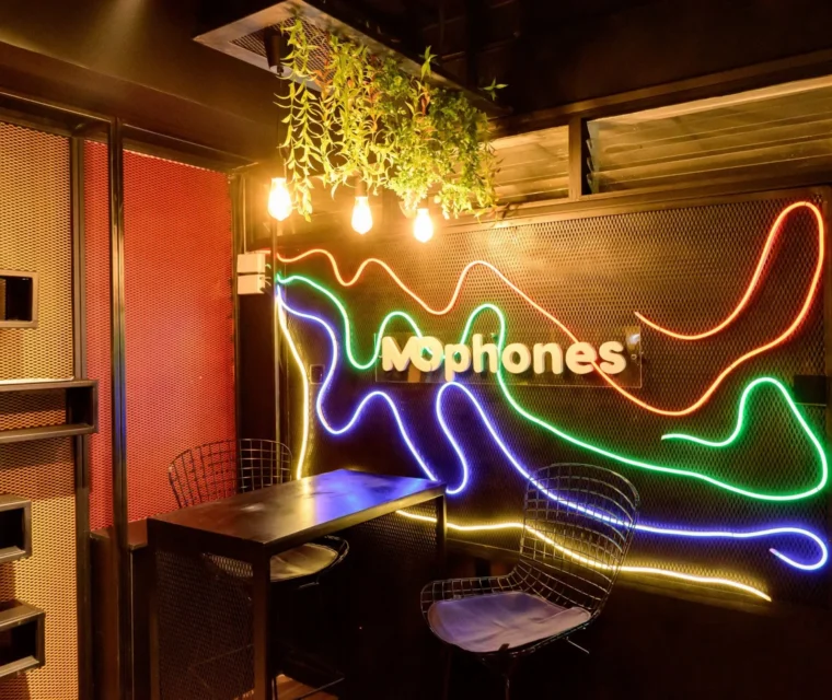 Mophones 7