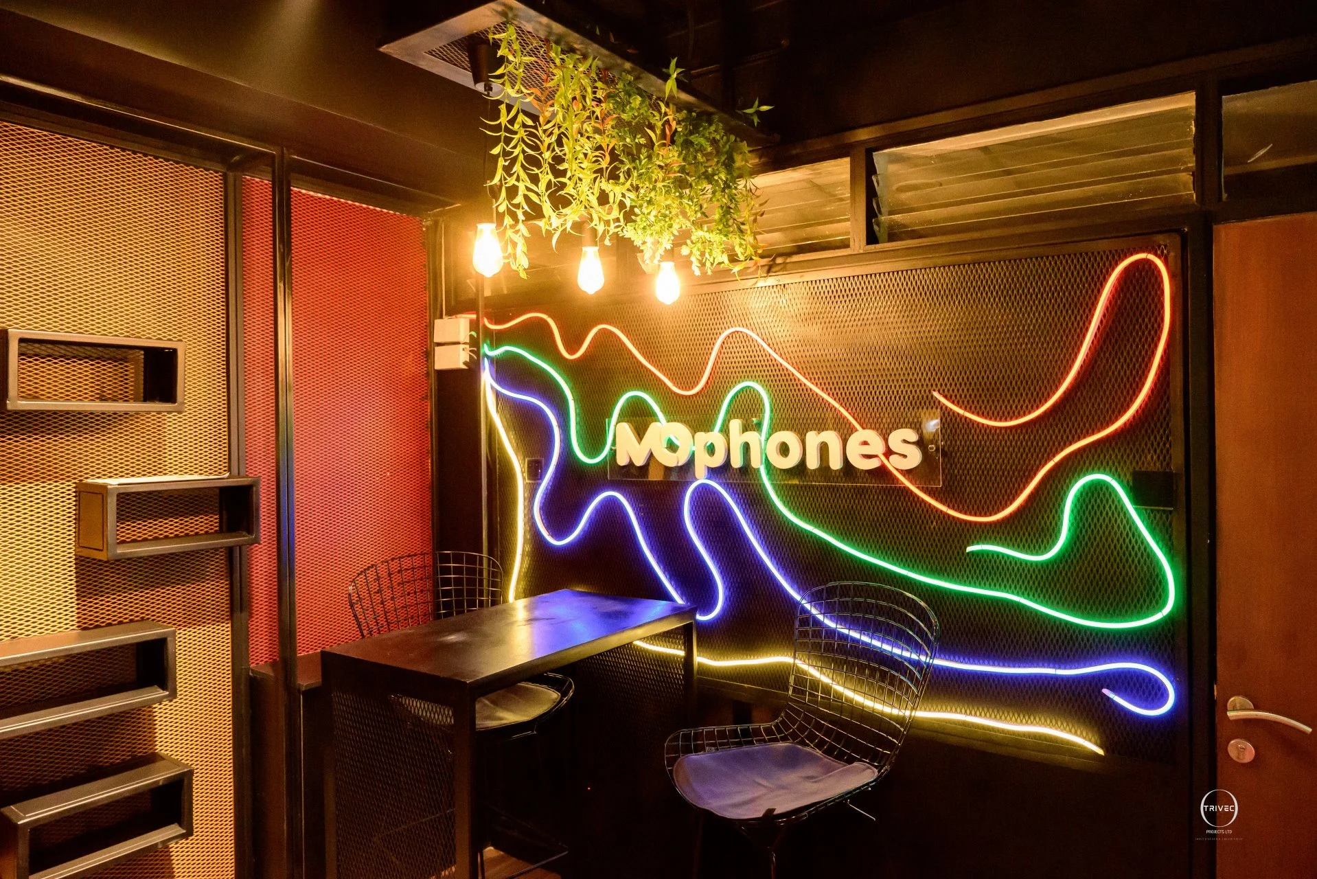 Mophones 7
